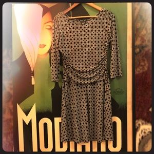 White & navy blue long sleeve stretchy dress.